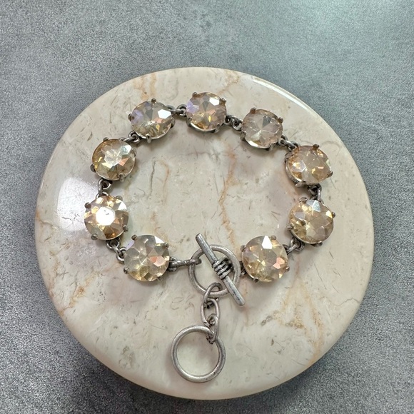 Jewelry - Champagne Round Large Faceted Crystals Link Toggle Antique Silver Tone Bracelet